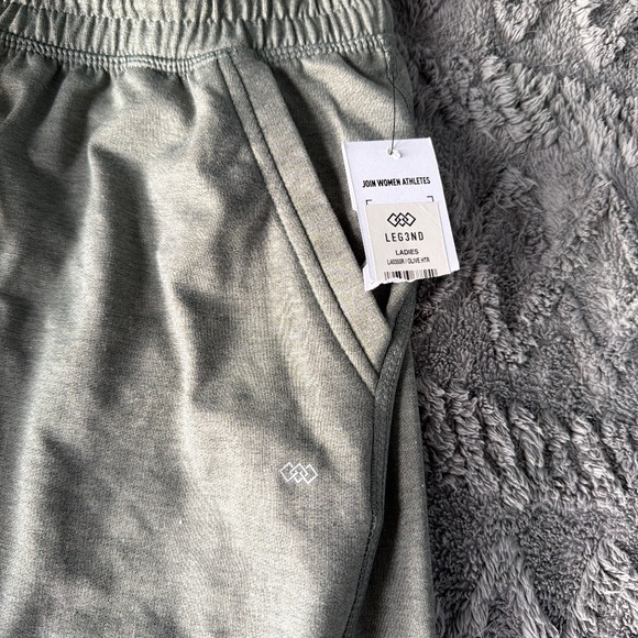 Women’s Leg3nd Joggers - Picture 2 of 3
